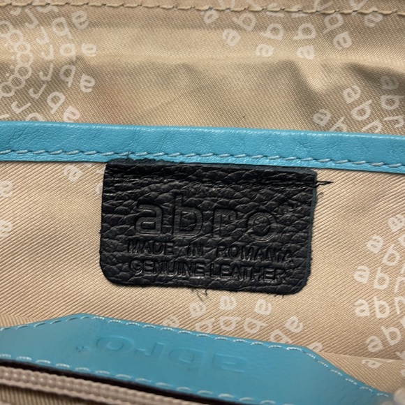 Purse - Picture 3 of 4